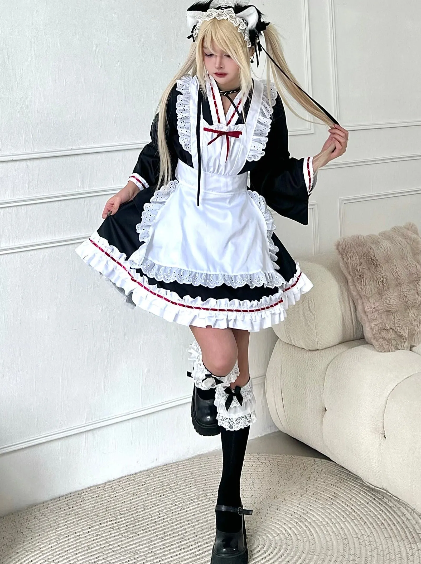 Dress Monochrome Maid Frilled