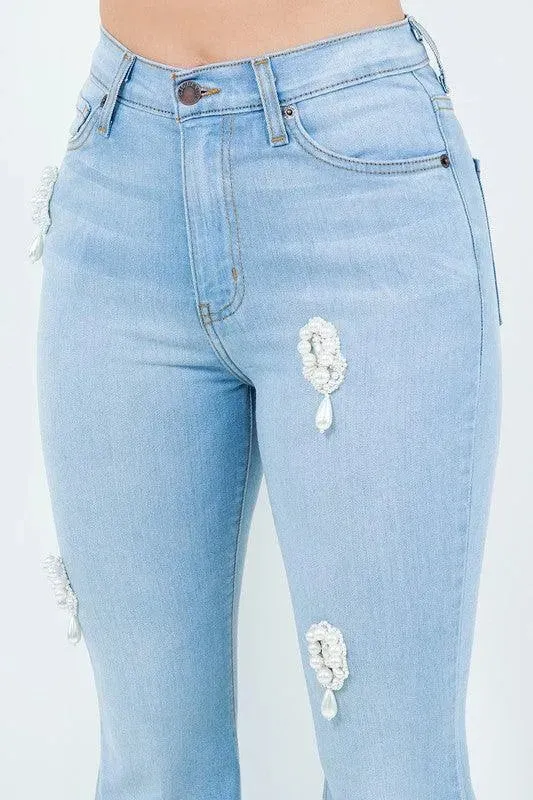 Perla Bell Bottom Jean in Light Wash