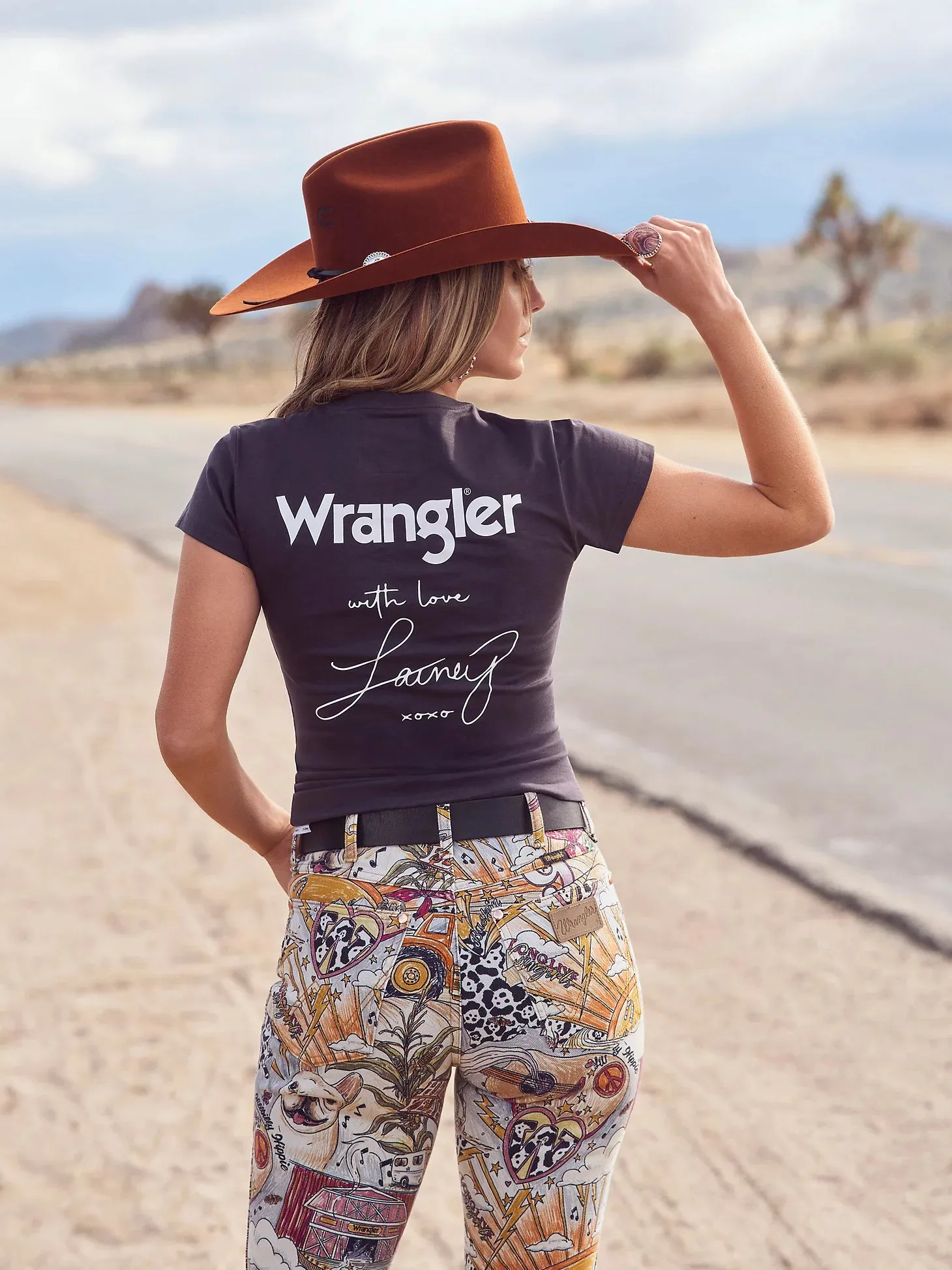 Wrangler® X Lainey Wilson with Love Shrunken Band Short Sleeve T-Shirt